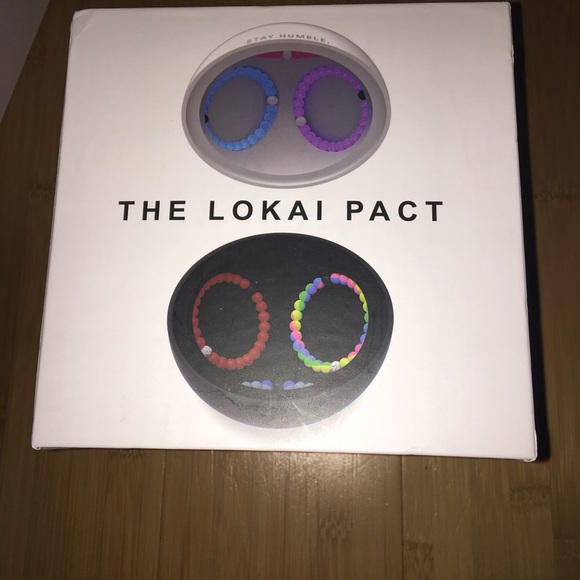 The Lokai pact - Picture 2 of 6